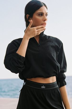Cropped 1/4 Zip Alumni Pullover - Black
